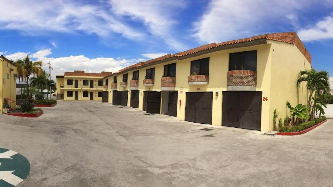 Hotel Paris טמיסקו מראה חיצוני תמונה